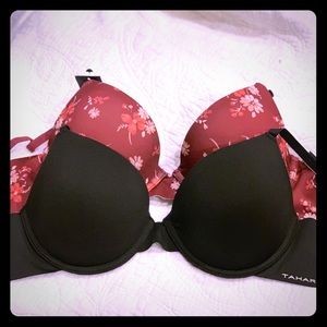 Lot of 2 Tahari Bras NWT Push-up